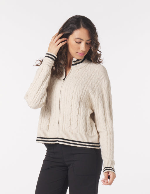 LEISURE CABLE KNIT